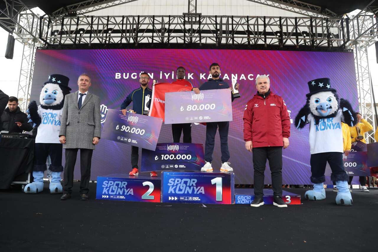 Binlerce kişi iyilik için Konya’da koştu 13